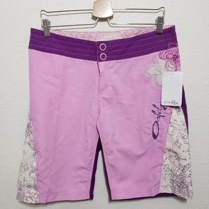 Oakley Board Shorts Bermuda Purple Size 10 NWT